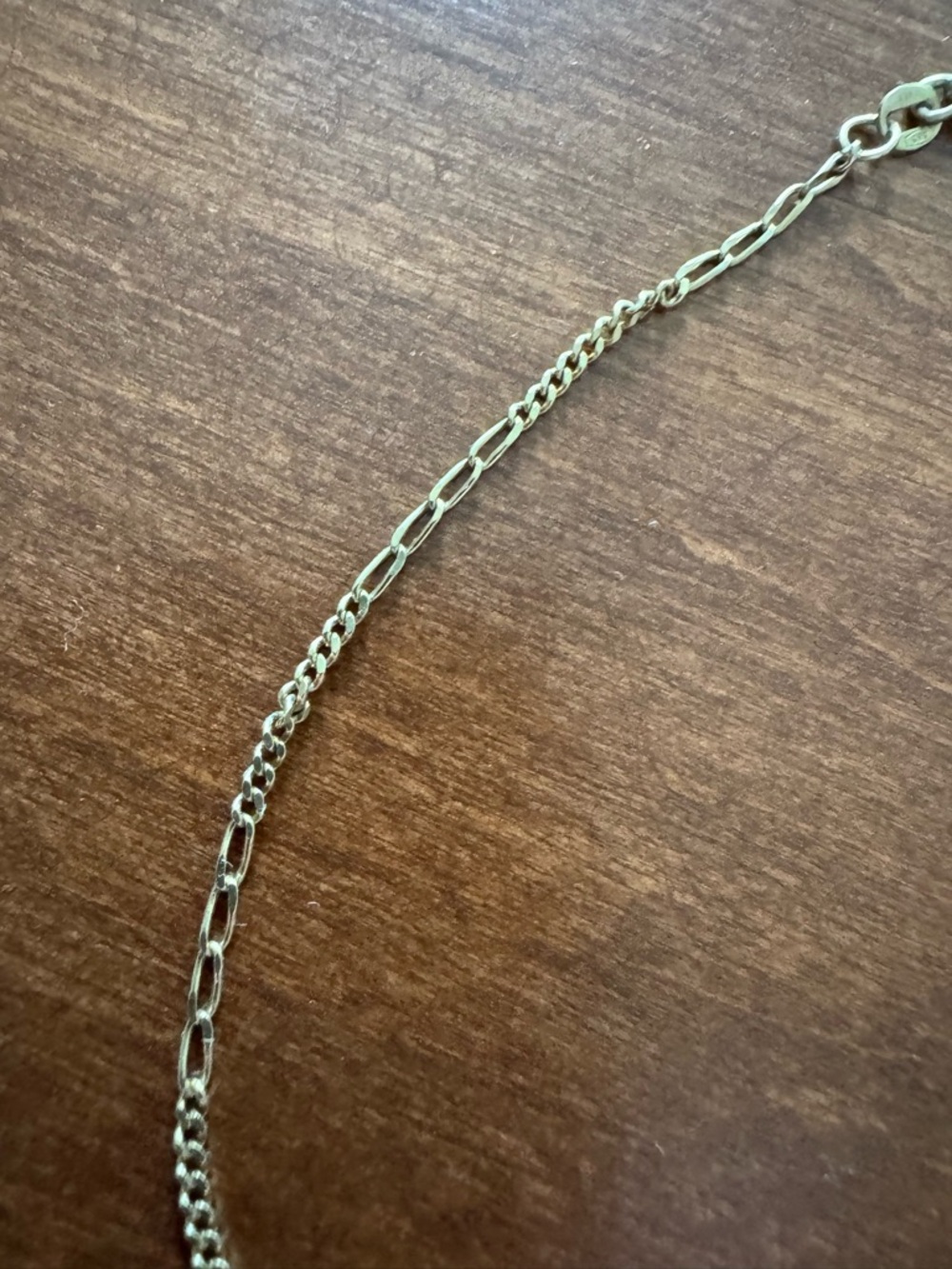 14kt Yellow Gold Figaro Chain - Picture 6 of 6